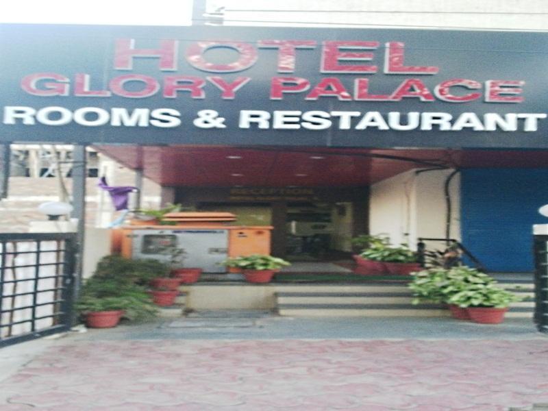 Oyo 11945 Hotel Glory Palace Indore Exterior foto